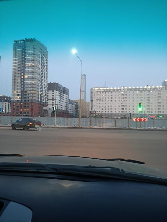 Ostello Makenty House Astana Esterno foto